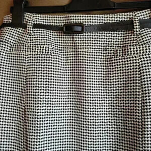 Black & White patterned Pencil Skirt  with Belt Lined